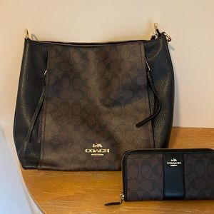 Coach purse and wallet